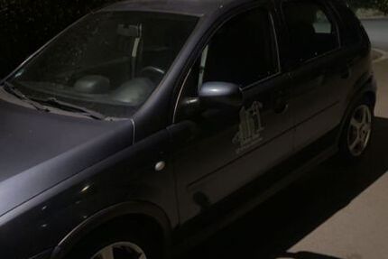 Opel Corsa 200.000 km 800 &euro; Ditzingen 71254