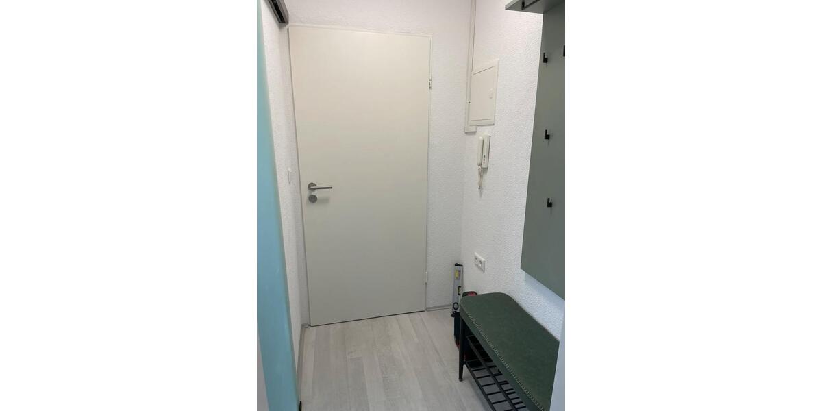 Dachgeschoßwohnung Stuttgart Hedelfingen - 1 Zimmer, 25 m&sup2;, 680&euro; | Angebot:26033411