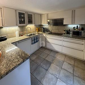 GRÜNE OASE MIT SAUNA & MEHREREN TERRASSEN - Einfamilienhaus Sindelfingen Darmsheim | Angebot:27288915