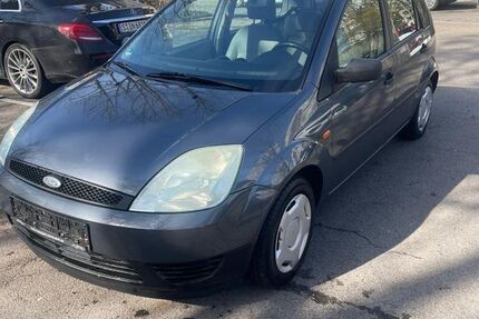 Ford Fiesta 178.000 km 550 &euro; Stuttgart 70376