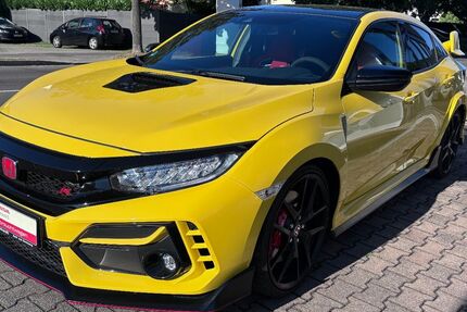 Honda Civic 9.600 km 45.900 € Korb 71404