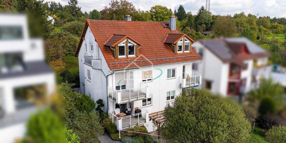 Gartenidylle trifft Wohnkomfort: Doppelhaushälfte mit Einliegerwohnung 4 zimmer