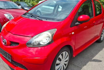 Toyota Aygo (X) 136.000 km 1.999 &euro; Stuttgart 70195