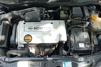 Opel Astra 215.000 km 1.199 &euro; Nürtingen 72622