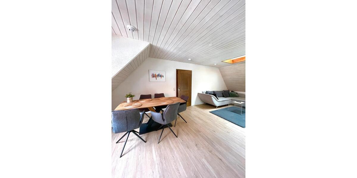 Maisonettenwohnung Leonberg - 2 Zimmer, 60 m&sup2;, 970&euro; | Angebot:26336119