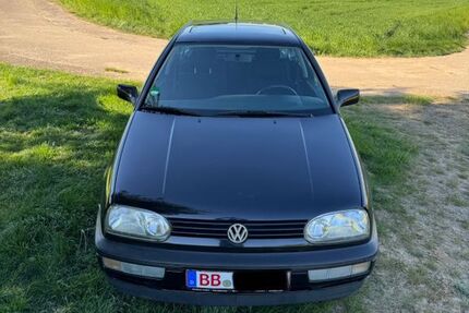 VW Golf 161.000 km 9.999 &euro; Weissach 71287