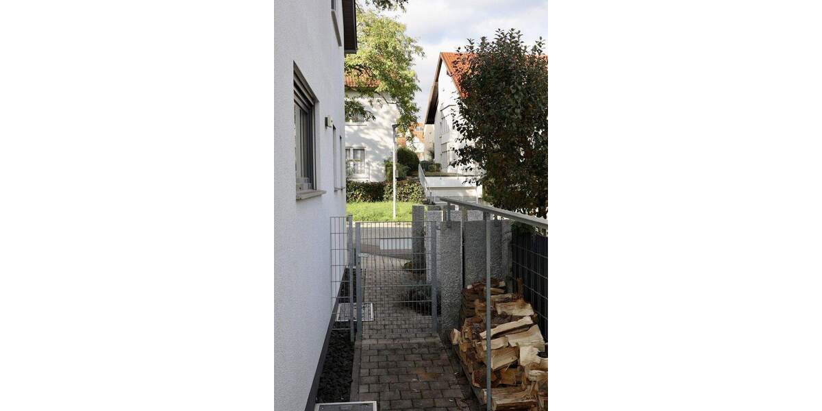 Einfamilienhaus Ludwigsburg Pflugfelden - 5 Zimmer, 183 m&sup2;, 1.250.000&euro; | Angebot:25647014