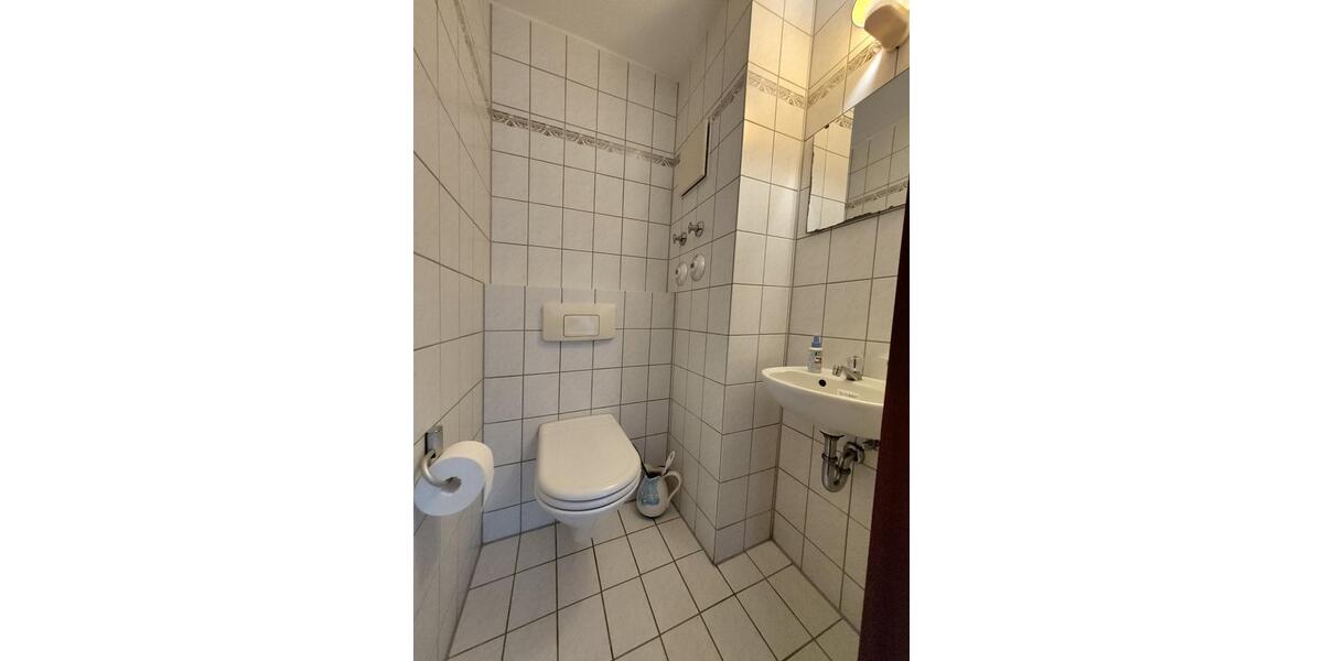 Etagenwohnung Esslingen am Neckar Hegensberg - 3 Zimmer, 77 m&sup2;, 330.000&euro; | Angebot:23648771