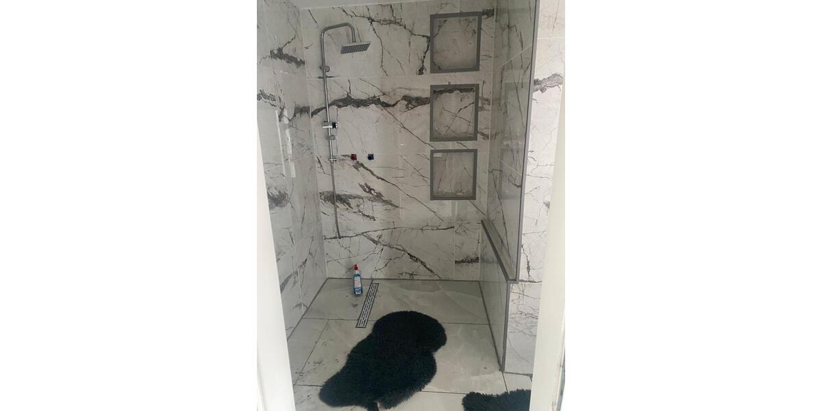 Einfamilienhaus Nürtingen - 6 Zimmer, 250 m&sup2;, 2.300&euro; | Angebot:25047803