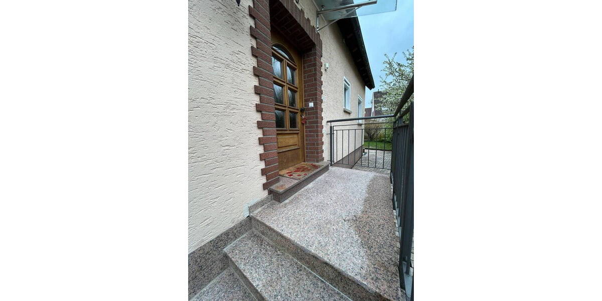 Einfamilienhaus Böblingen - 5 Zimmer, 145 m&sup2;, 673.000&euro; | Angebot:26200135