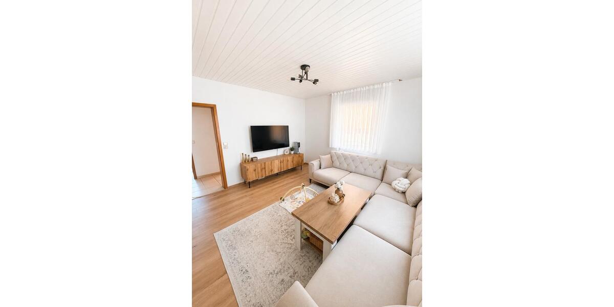 Erdgeschoßwohnung Esslingen am Neckar - 3 Zimmer, 55 m&sup2;, 205.000&euro; | Angebot:27071571