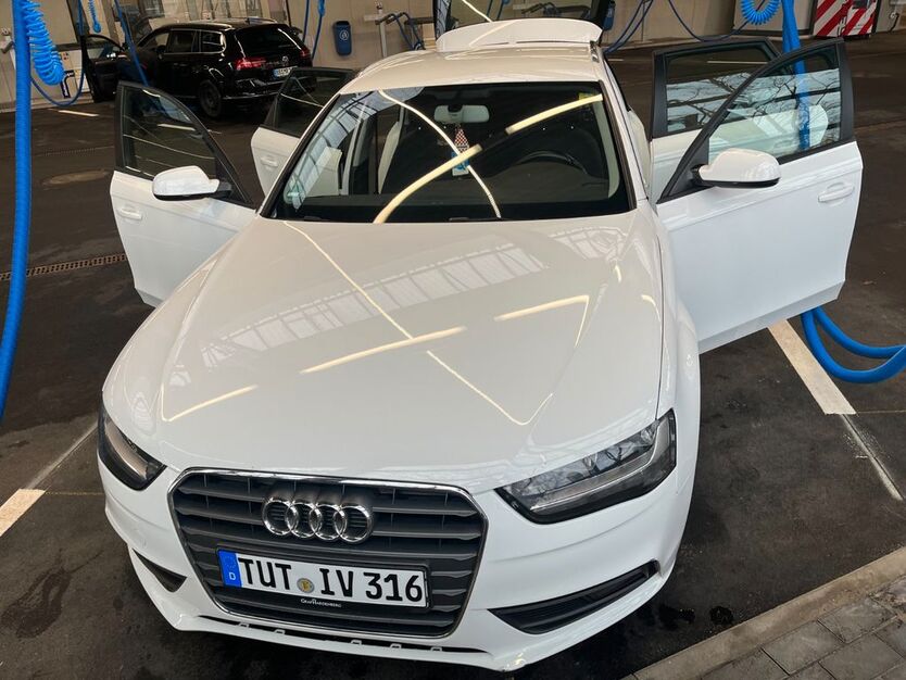 Audi A4 207.000 km 11.800 € Sindelfingen 71065