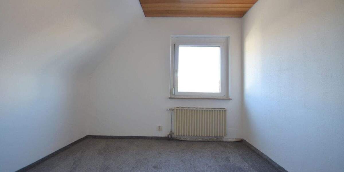 Mehrfamilienhaus, Wohnhaus Rutesheim - 7 Zimmer, 178 m&sup2;, 590.000&euro; | Angebot:25704324