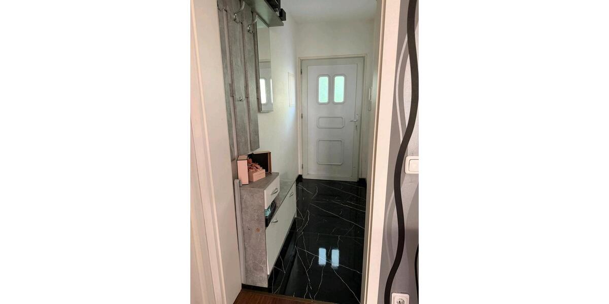 Erdgeschoßwohnung Stuttgart Luginsland - 3 Zimmer, 60 m&sup2;, 309.000&euro; | Angebot:26639907