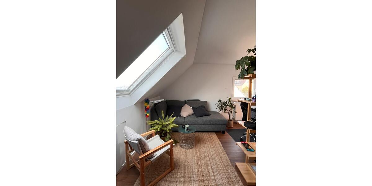 Dachgeschoßwohnung Stuttgart Stuttgart-Nord - 3 Zimmer, 45 m&sup2;, 1.510&euro; | Angebot:24878643