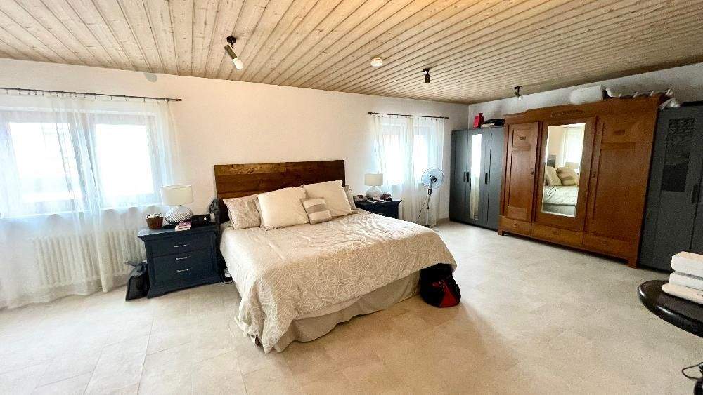 Mehrfamilienhaus, Wohnhaus Steinenbronn - 6 Zimmer, 190 m&sup2;, 2.650&euro; | Angebot:24873613