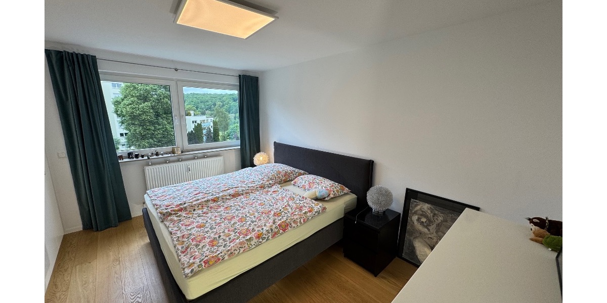 Perfekt für zwei - Hochwertig renovierte 3,5-Zi-OG-ETW am Ramsbachtal in S-Degerloch(Hoffeld) - 3.5 Stuttgart / Hoffeld Hoffeld (Stadtteil) | Angebot:27338785