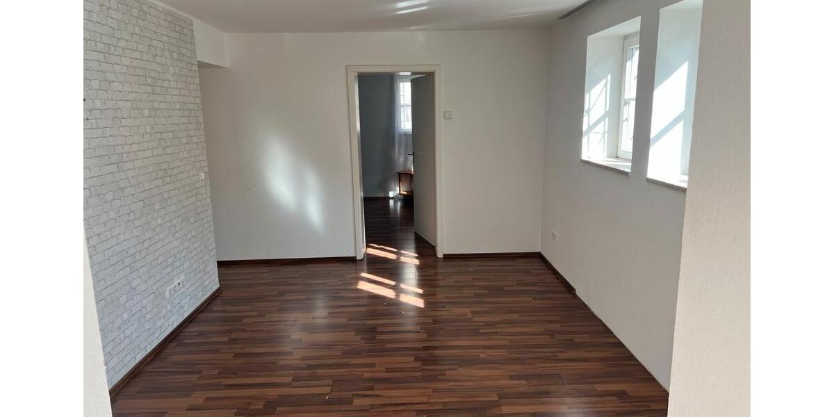 Erdgeschoßwohnung Fellbach - 2 Zimmer, 60 m&sup2;, 1.050&euro; | Angebot:25304139
