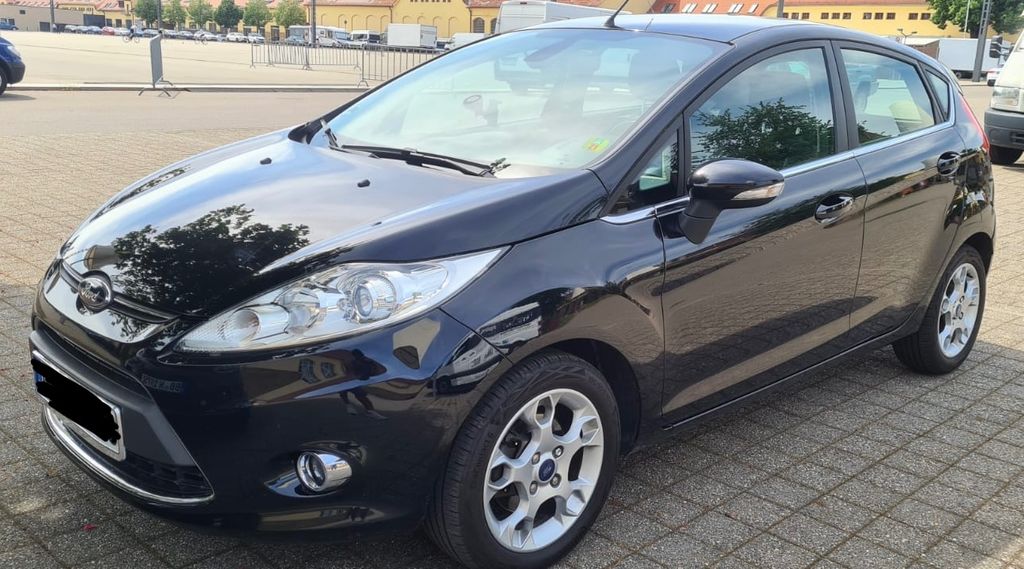 Ford Fiesta 110.000 km 5.500 &euro; Stuttgart 70599