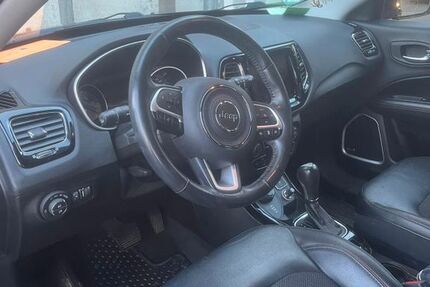 Jeep Compass 74.000 km 16.500 &euro; Stuttgart 70193