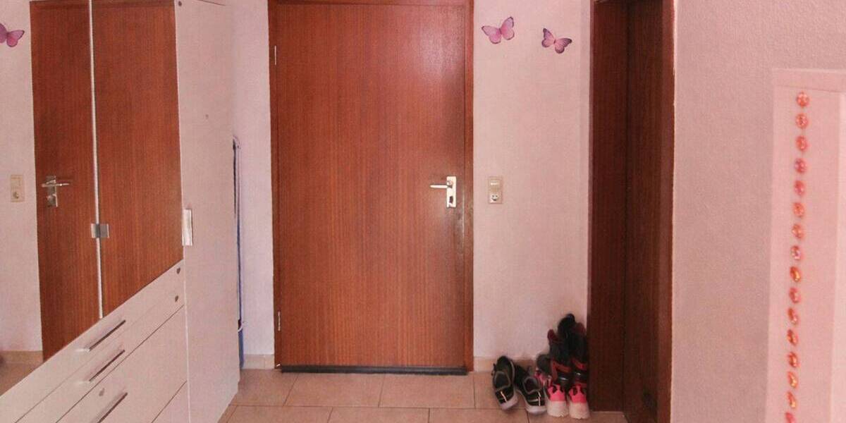 Etagenwohnung Esslingen am Neckar Mettingen - 1 Zimmer, 31 m&sup2;, 140.000&euro; | Angebot:26119135