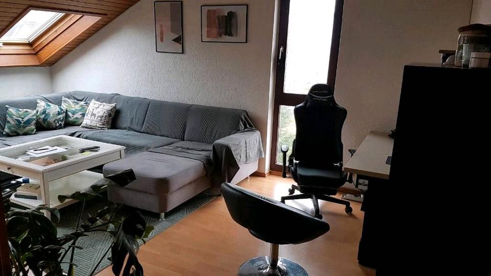 Dachgeschoßwohnung Stuttgart Neuwirtshaus - 2.5 Zimmer, 59 m&sup2;, 235.000&euro; | Angebot:26920779