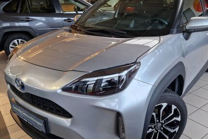 Toyota Yaris Cross 18.329 km 27.990 € Nürtingen 72622