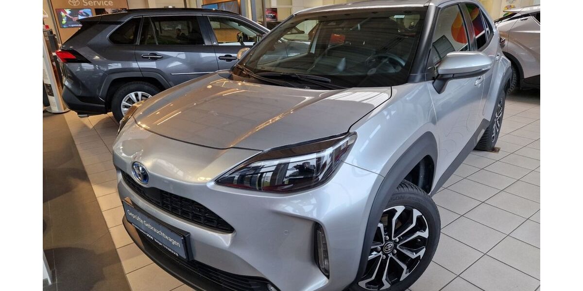 Toyota Yaris Cross 18.329 km 27.990 € Nürtingen 72622