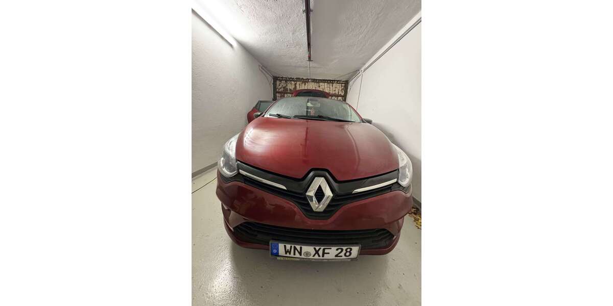 Renault Clio 140.000 km 7.400 € Fellbach 70736
