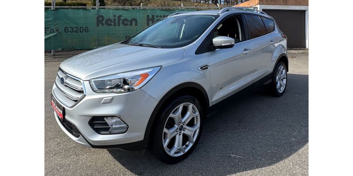 Ford Kuga 107.000 km 12.900 &euro; Backnang 71522