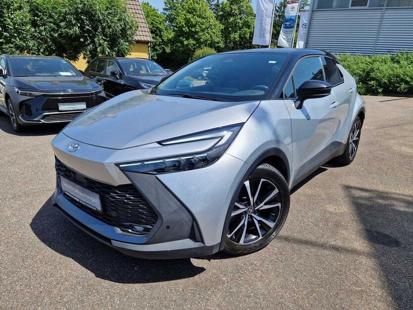 Toyota C-HR 23.268 km 28.990 € Nürtingen 72622