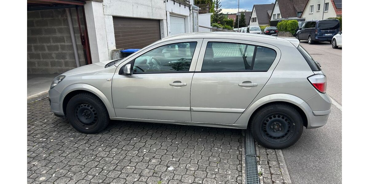 Opel Astra 60.000 km 3.199 &euro; Wiernsheim 75446