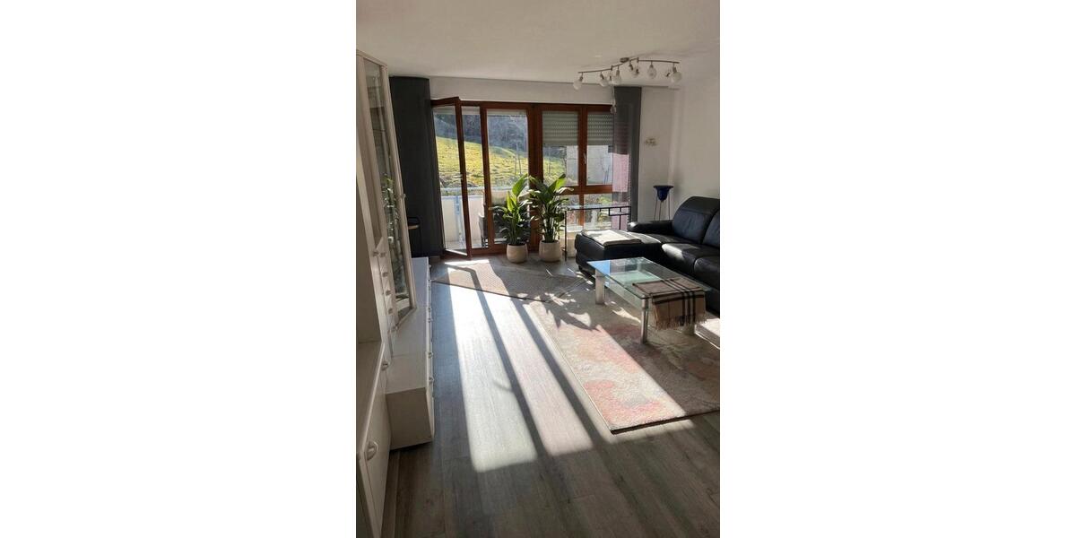 Etagenwohnung Kernen im Remstal - 2 Zimmer, 60 m&sup2;, 800&euro; | Angebot:25354019