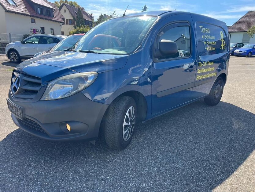 Mercedes-Benz Citan 214.000 km 4.500 € Illingen 75428