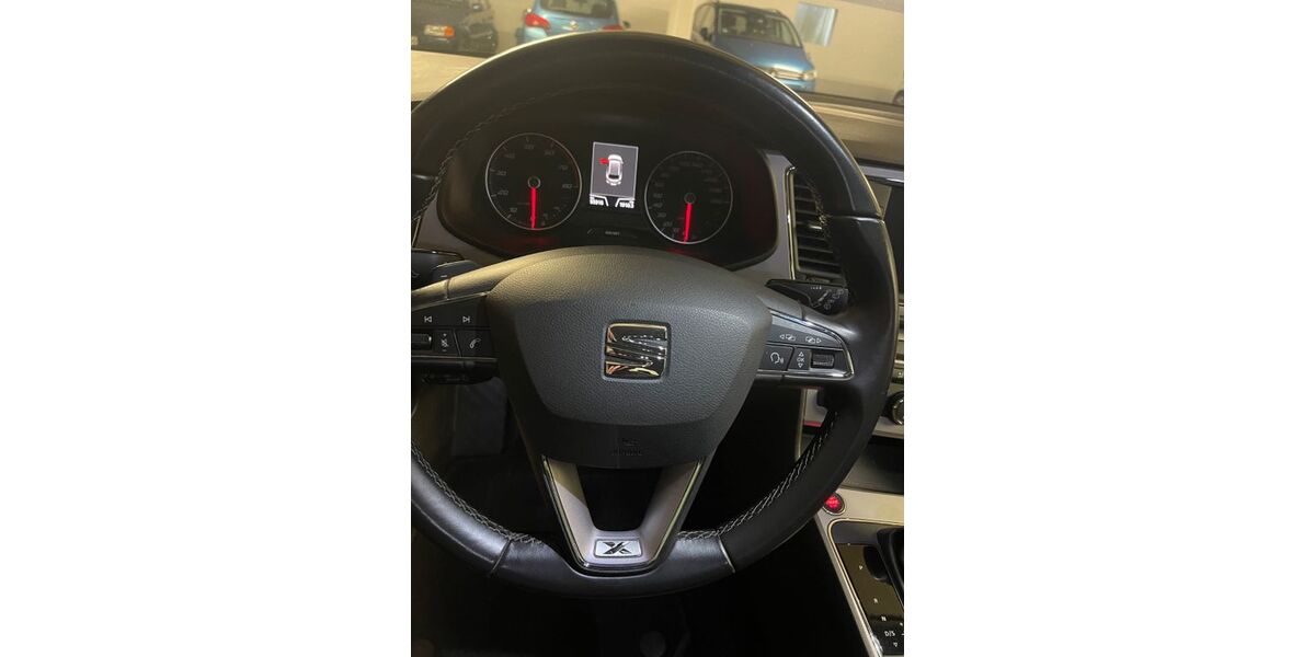 Seat Leon 104.000 km 14.700 &euro; Ostfildern 73760