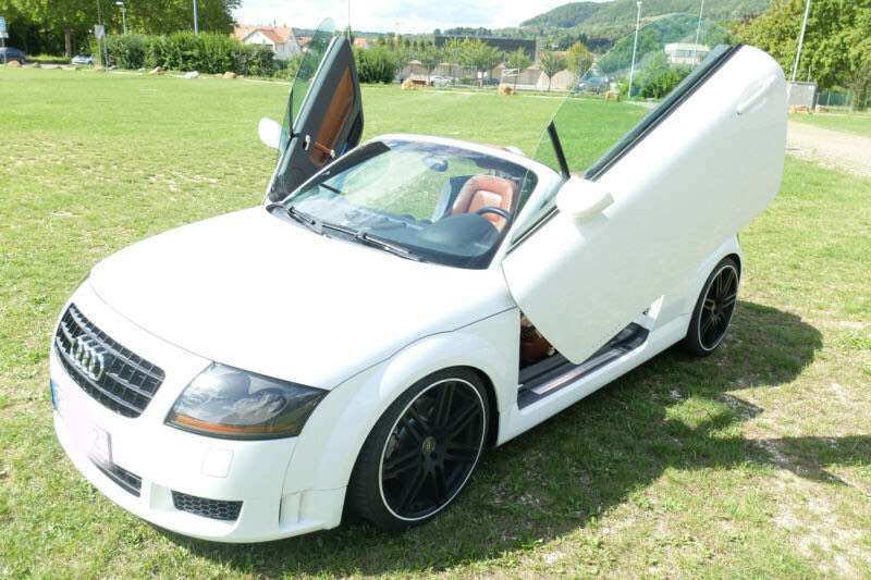 Audi TT 209.000 km 6.250 € Tübingen 72072