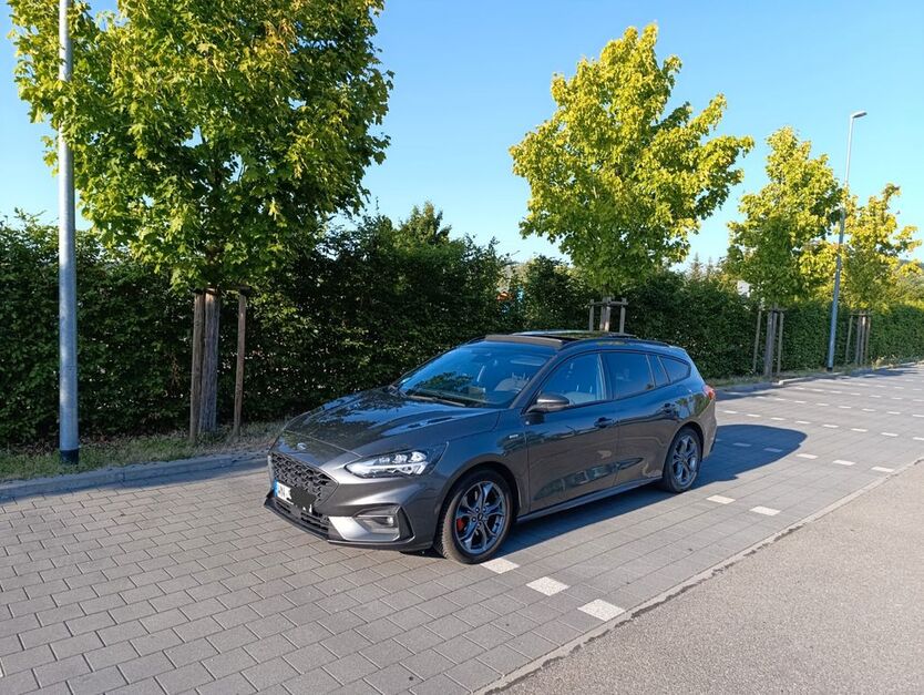 Ford Focus 50.000 km 16.990 € Winnenden 71364