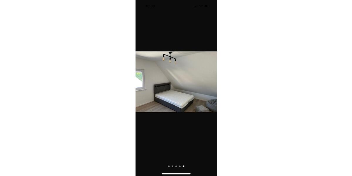 Dachgeschoßwohnung Stuttgart Bad Cannstatt - 4 Zimmer, 20 m&sup2;, 600&euro; | Angebot:26343042