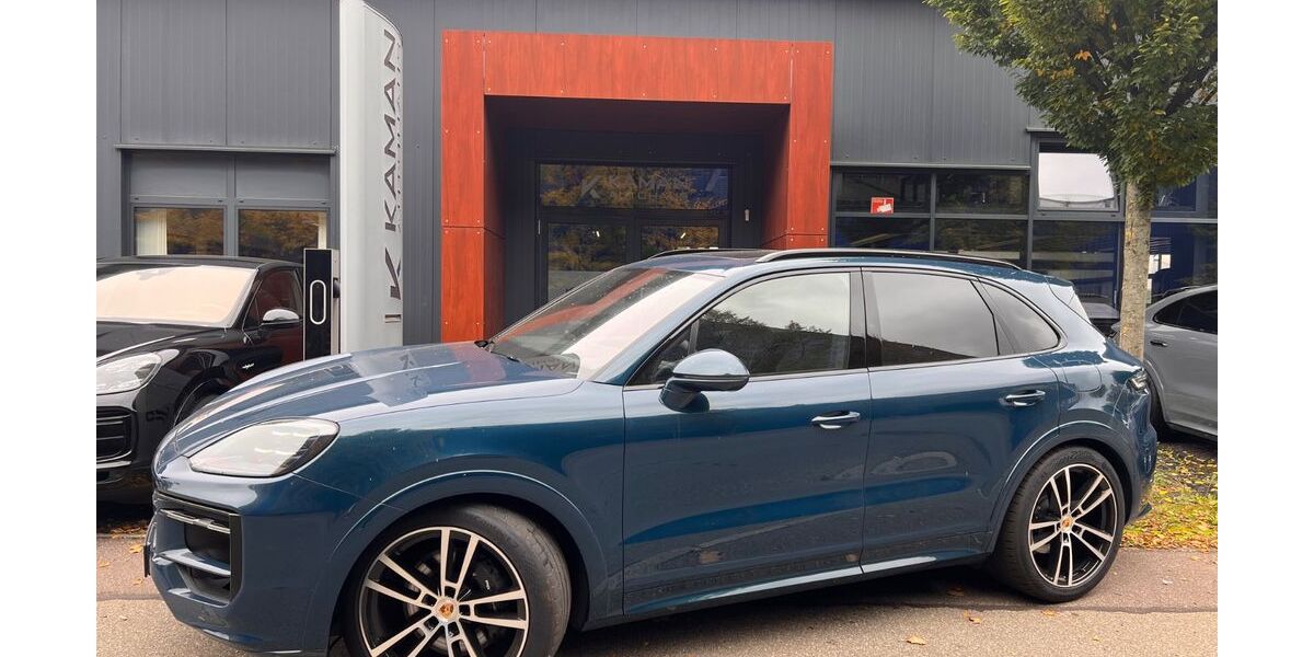 Porsche Cayenne 14.600 km 103.400 € Sindelfingen 71065