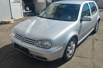 VW Golf 187.000 km 2.999 &euro; Möglingen 71696