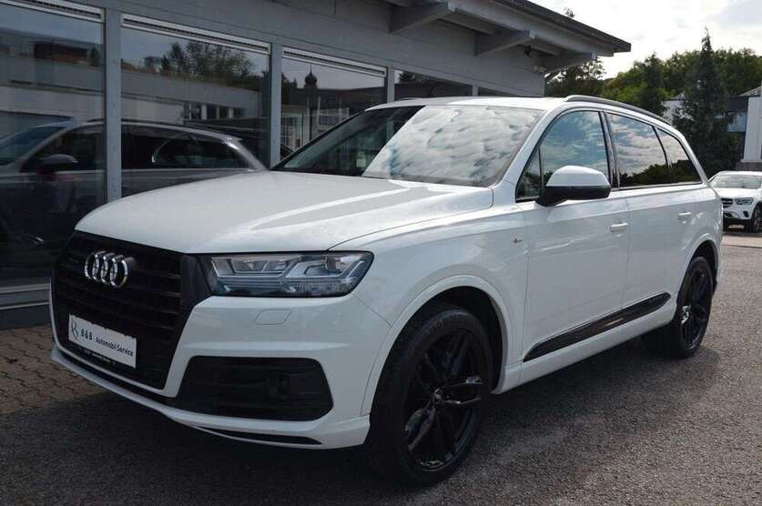 Q7