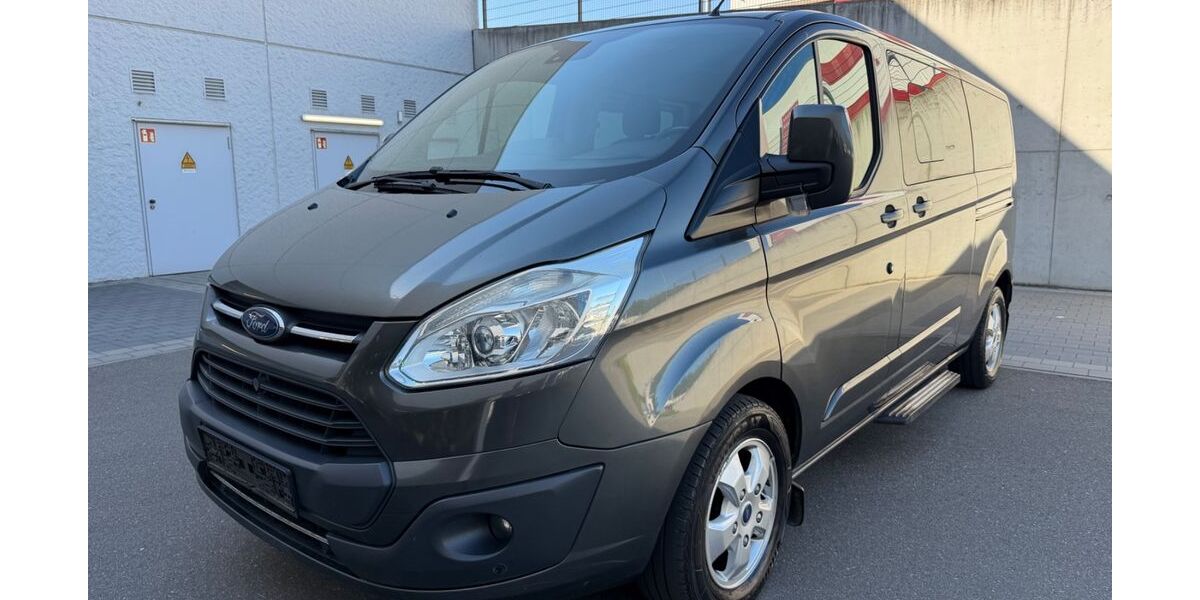 Ford Tourneo Custom 175.000 km 18.590 &euro; Backnang 71522