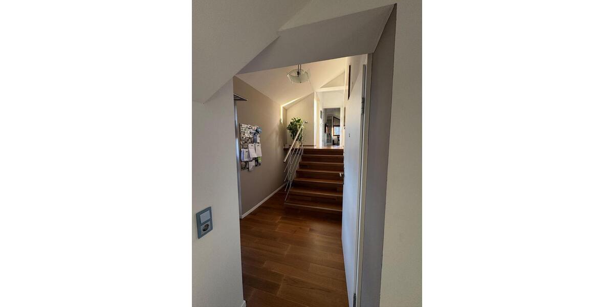 Dachgeschoßwohnung Stuttgart Birkach - 3 Zimmer, 72 m&sup2;, 339.000&euro; | Angebot:26162949