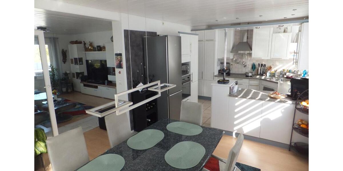 Hochparterre Waiblingen Beinstein - 4.5 Zimmer, 130 m&sup2;, 585.000&euro; | Angebot:26398822