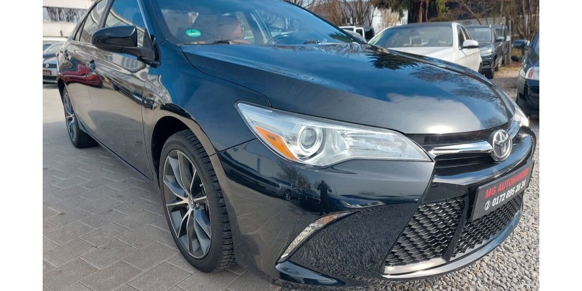 Toyota Camry 227.813 km 8.999 &euro; Fellbach 70736