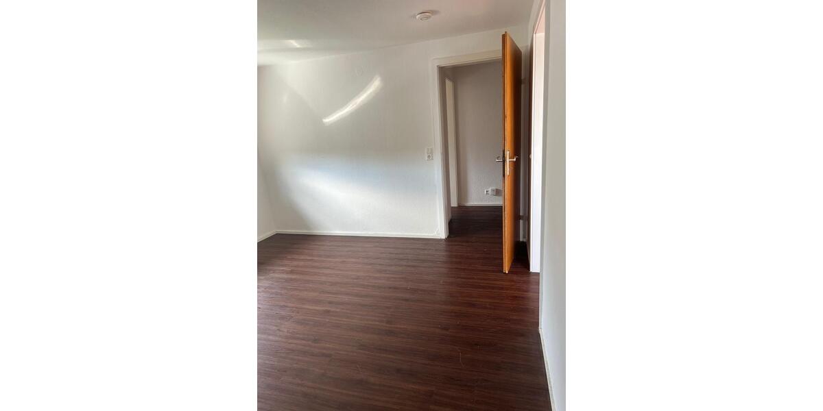 Dachgeschoßwohnung Filderstadt - 2 Zimmer, 50 m&sup2;, 950&euro; | Angebot:26325806