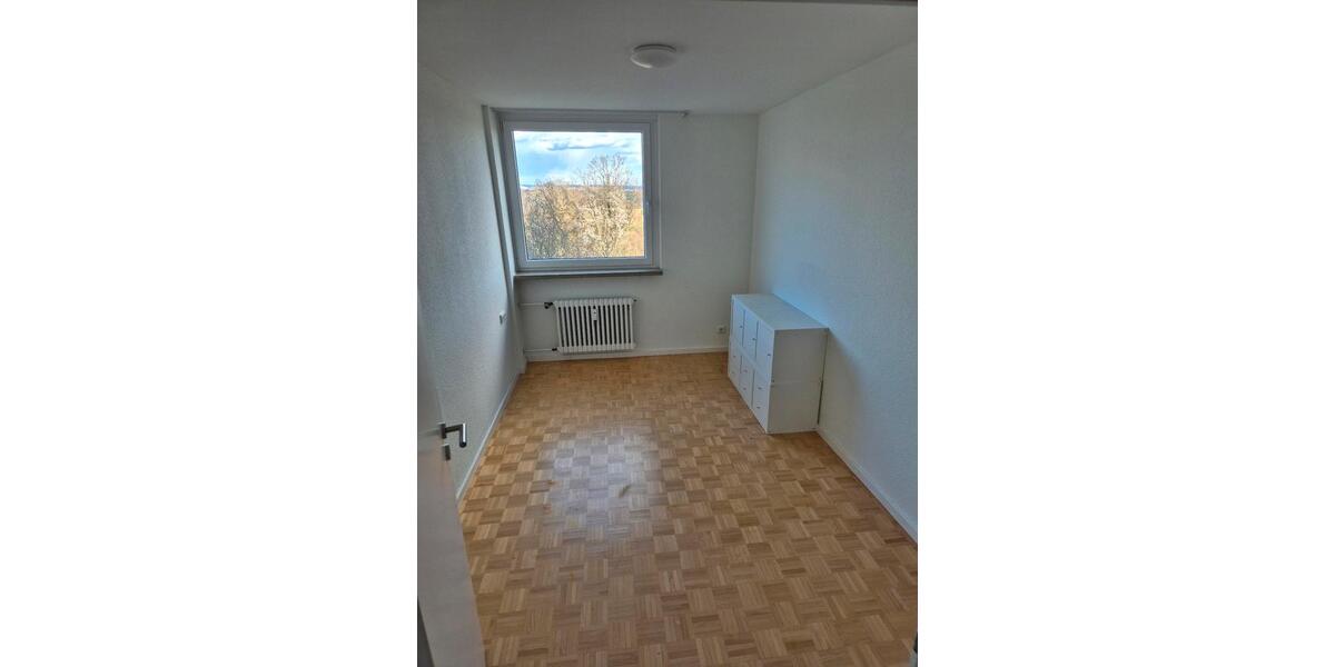 Etagenwohnung Stuttgart Birkach - 5 Zimmer, 137 m&sup2;, 1.900&euro; | Angebot:25965644
