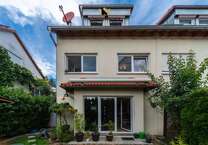 Haus zum Kaufen in Stuttgart 689.000 € 121 m²