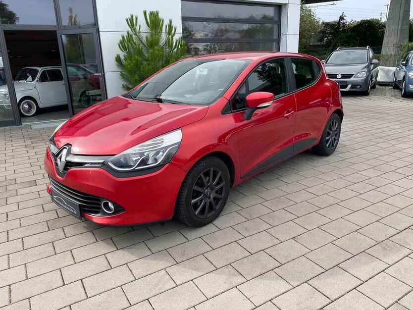 Renault Clio 144.200 km 4.999 € Urbach (30km östlich von Stuttgart) 73660