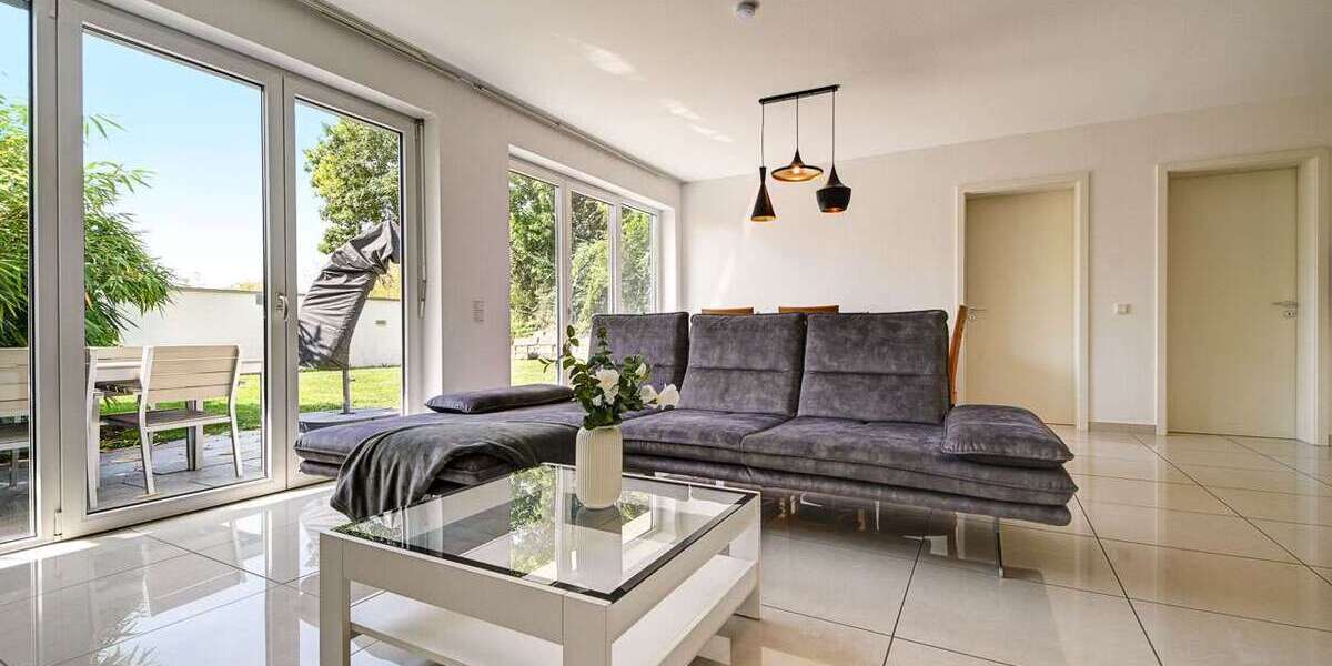 Etagenwohnung Stuttgart Feuerbach - 4 Zimmer, 100 m&sup2;, 2.170&euro; | Angebot:27307651